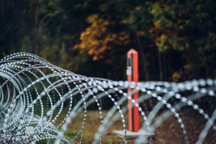 Dzeloņstiepļu žoga būvniecība uz Latvijas robežas ar Baltkrieviju/Latvijas Armija