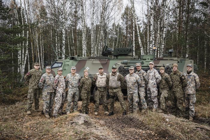 Bruņumašīnas “Patria” 6x6 apkalpes mācību kurss/ Foto: štāba virsseržants Gatis Indrēvics/Aizsardzības ministrija