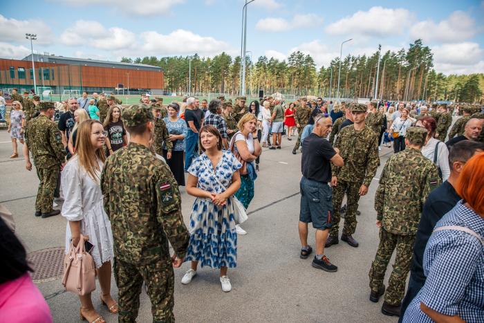 Foto: Valsts aizsardzības dienesta vecāku diena NBS Ādažu bāzē / št.vsrž Gatis Indrēvics