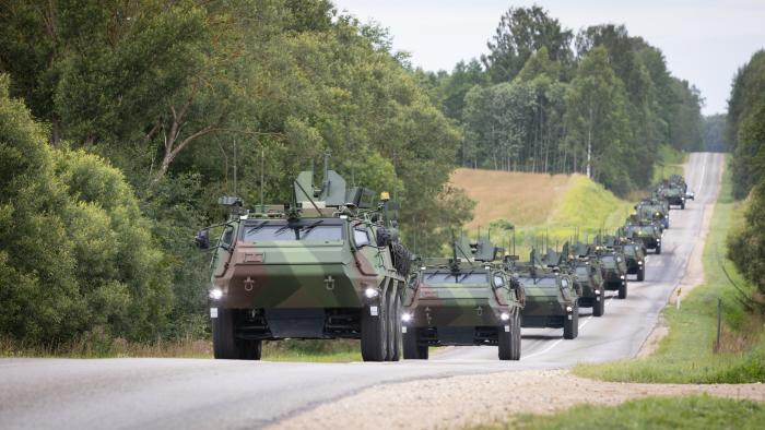 "Patria" bruņutransportieri mācībās "Nameja vairogs"