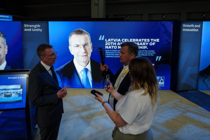 Intervija NATO samitā ar prezidentu