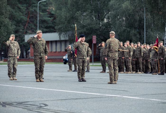 Komandieri ierodas Ierindas laukumā