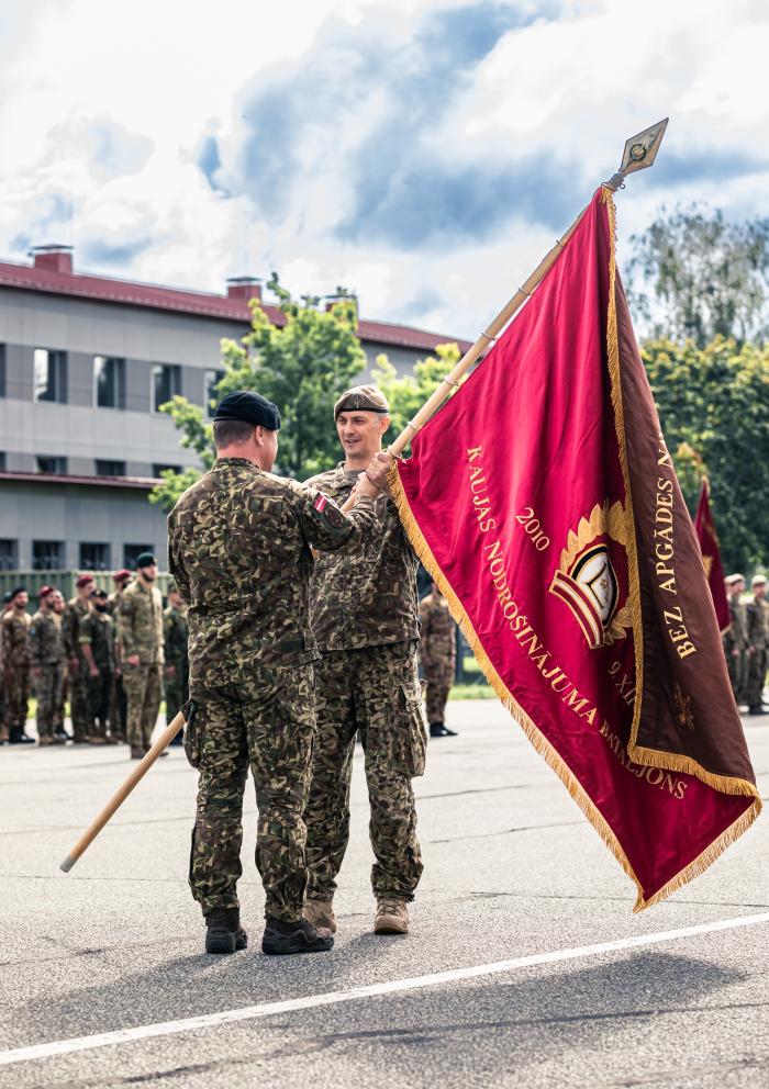 Karoga nodošanas ceremonija