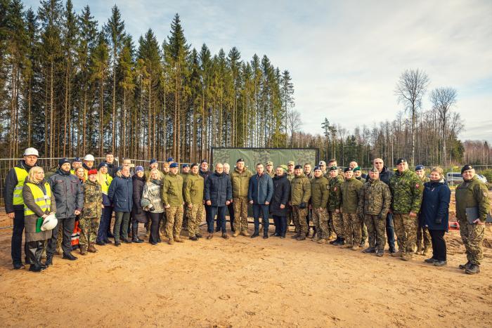 Aizsardzības nozares, NBS, NATO sabiedroto un iekšlietu dienestu amatpersonas poligona "Sēlija" pamatakmens iemūrēšanas ceremonijā