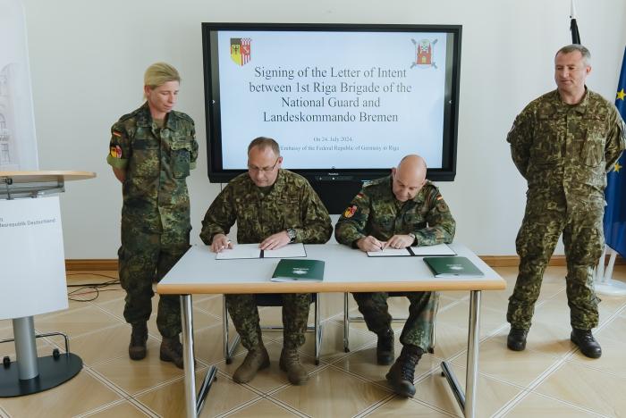 Zemessardzes 1. Rīgas brigāde paraksta sadarbības līgumu