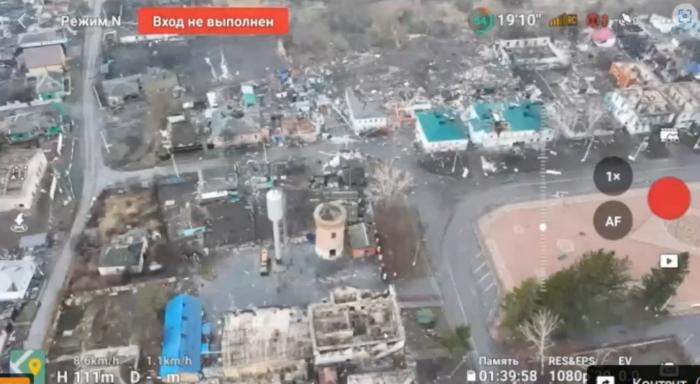 Agresorvalsts Krievijas bruņoto spēku uzbrukumos nopostītā Sudžas pilsēta Kurskas apgabalā