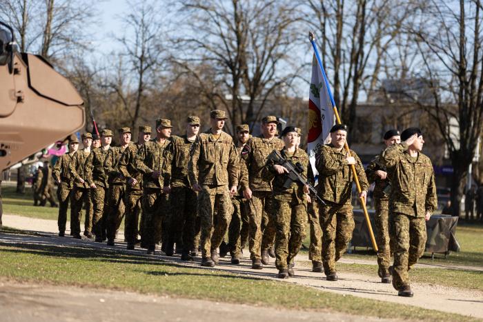Foto: Zemessardzes 2. Vidzemes brigādes komandiera maiņas ceremonija / Gatis Dieziņš / Aizsardzības ministrija