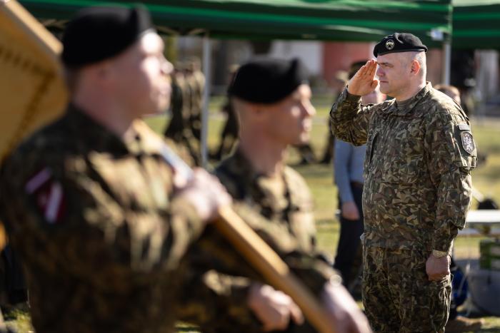 Foto: Zemessardzes 2. Vidzemes brigādes komandiera maiņas ceremonija / Gatis Dieziņš / Aizsardzības ministrija