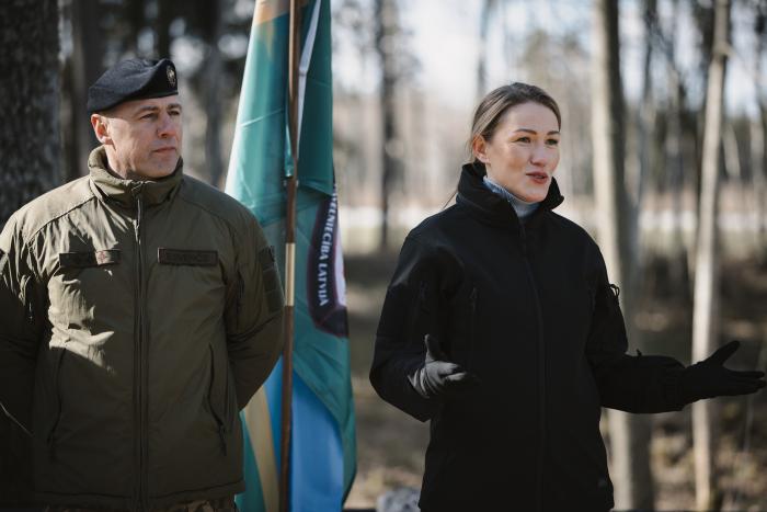 Galvenie viesi, kas saka uzrunas