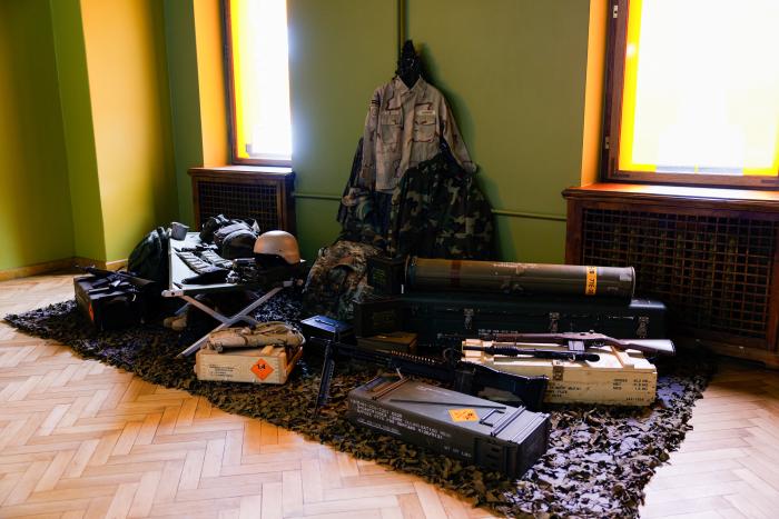 Kara muzeja izstāde "Ziņojums sekos"