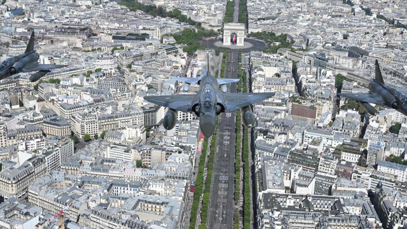 Francijas iznīcinātājs "Mirage 2000"