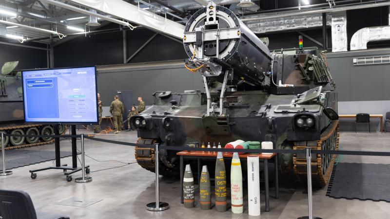 Pašgājējhaubices M109AO5 mācību simulators